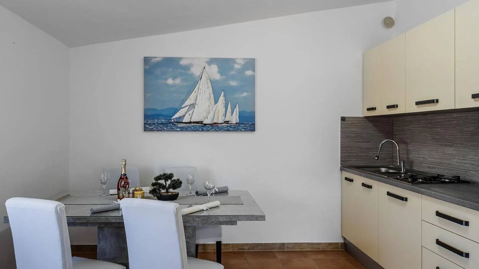 Apartment Sostaric 비르